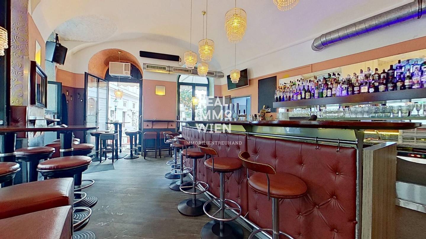 Bar in 1st District near Schwedenplatz