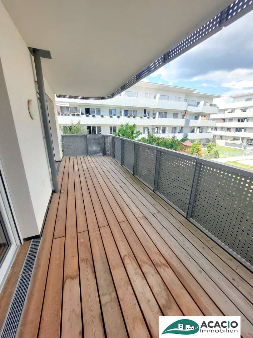 Apartment with a spacious balcony and underground parking space