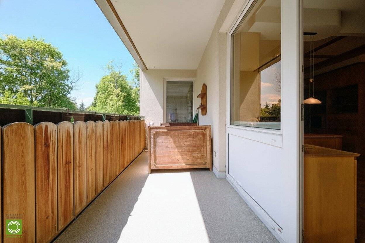 Wohnung mit Loggia Grünblick voll möbliert