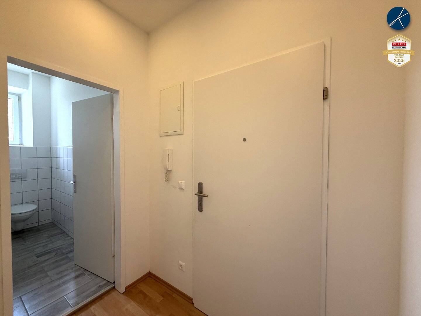 Wohnung nahe Josefskirche Renovierungsbedarf