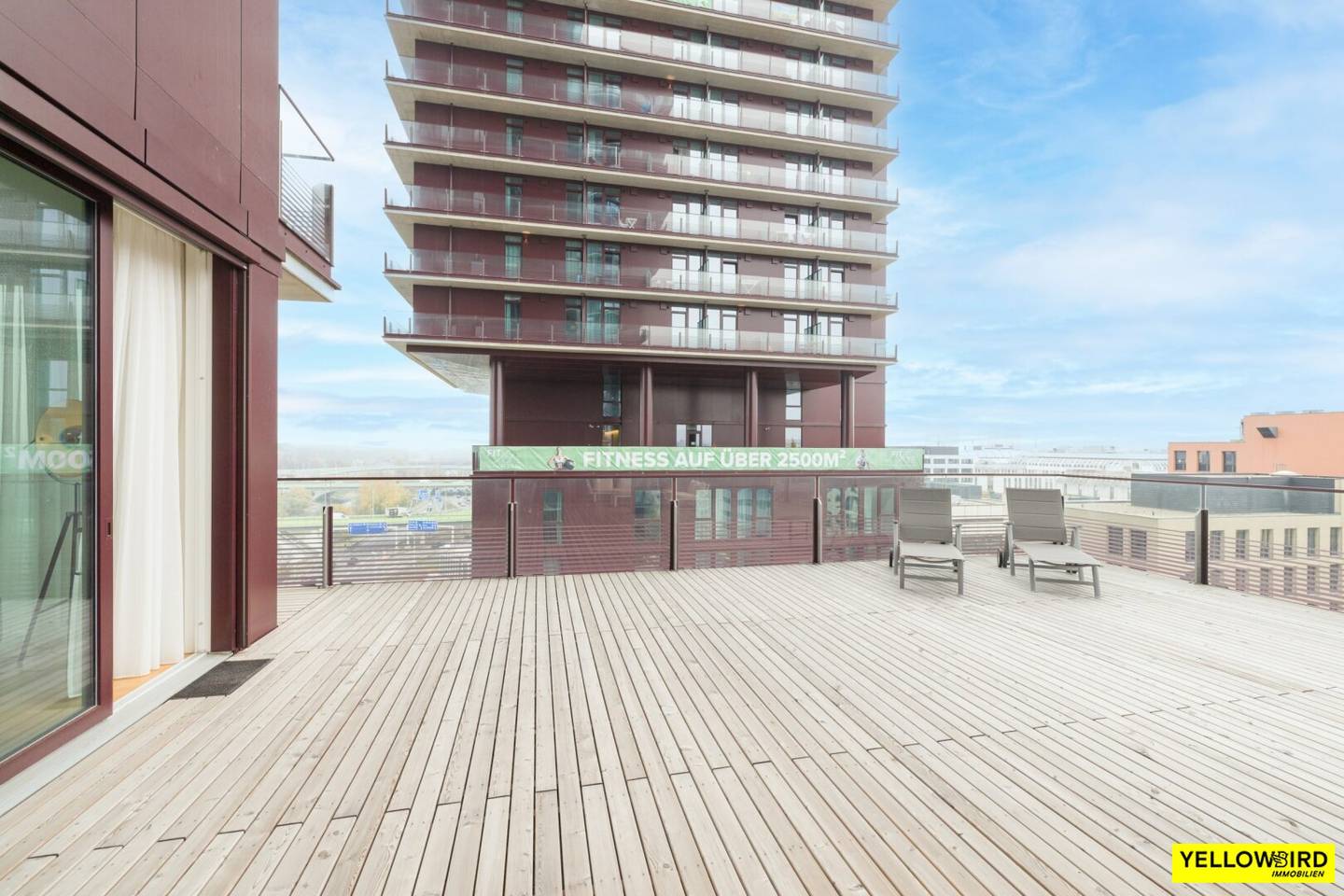 Apartment with large terrace southwest orientation