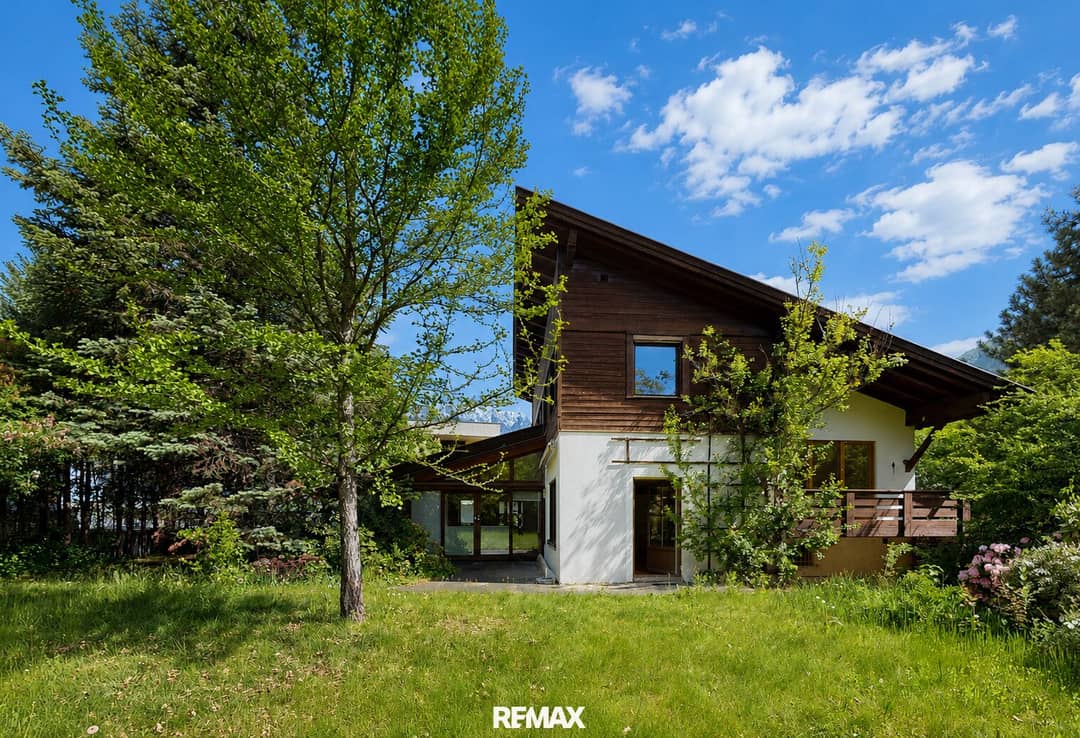 Spacious Villa with Garden in Imst