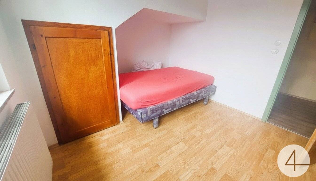 Einfamilienhaus mit Werkstatt im Stadtkern