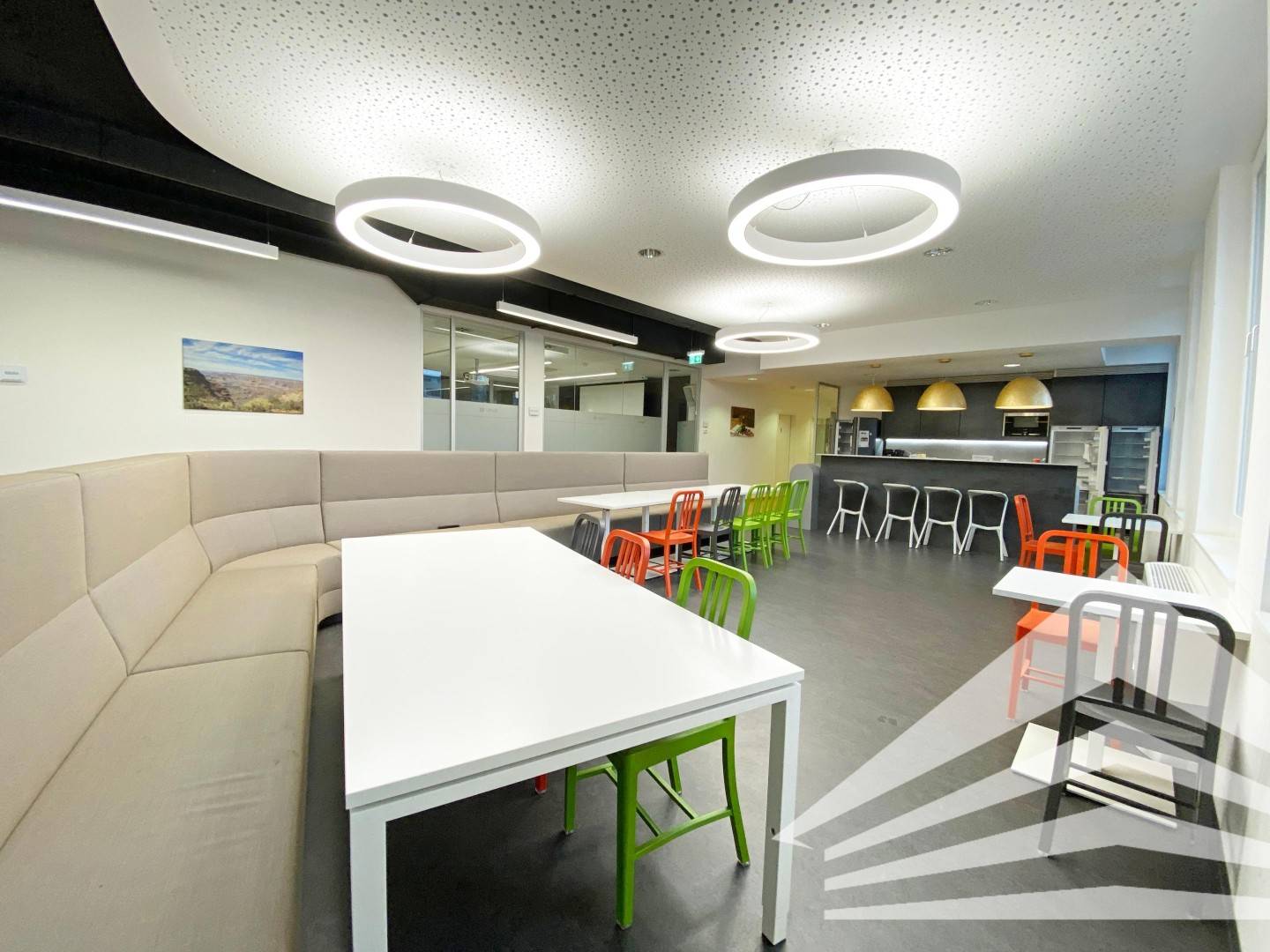 Bürofläche mit großer Terrasse im Zentrum