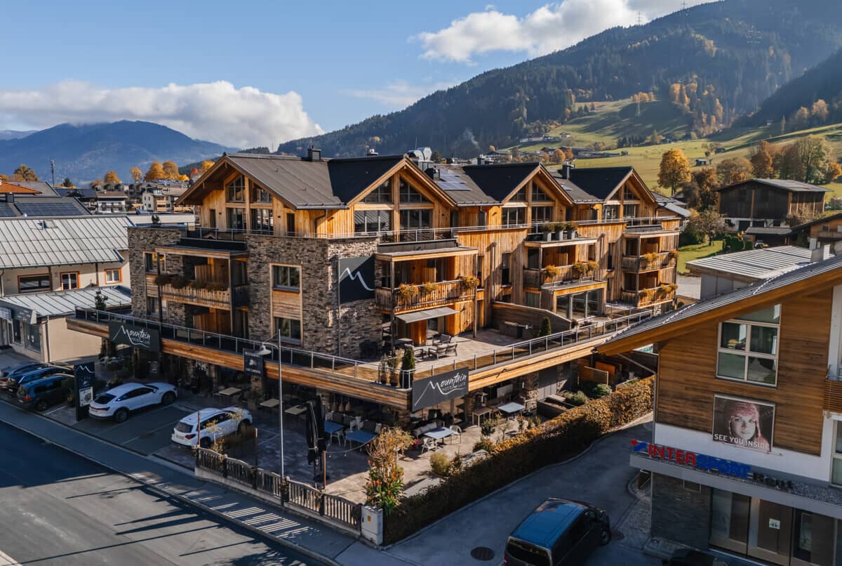 Penthouse centrally located near Kitzsteinhorn with balcony