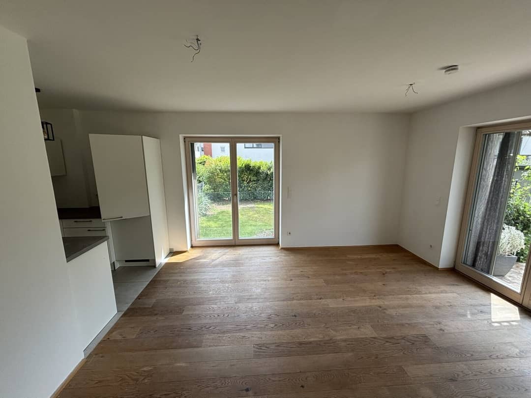 Mödling: 5-Room Semi-Detached House with Garden