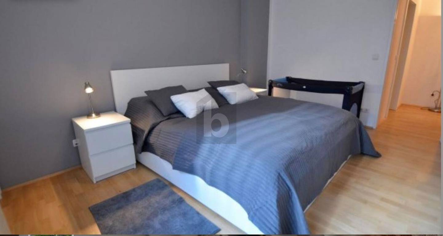 Südseitige ruhige Wohnung mit uneinsichtiger Privatsphäre