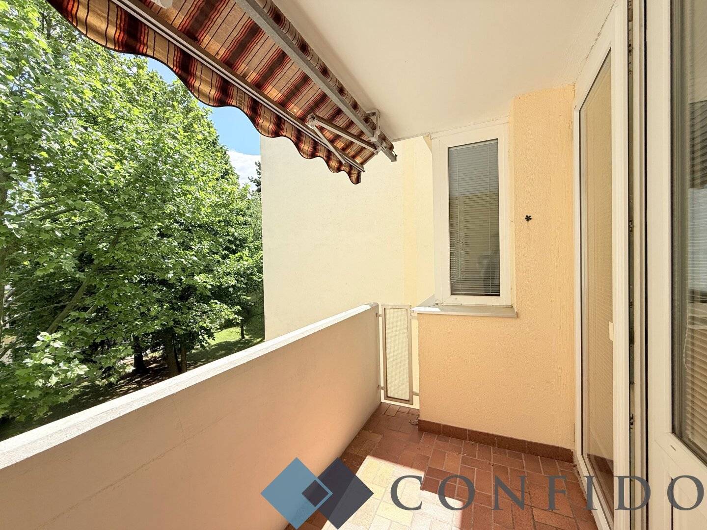 Wohnung in ruhiger Lage mit Loggia und Grünblick