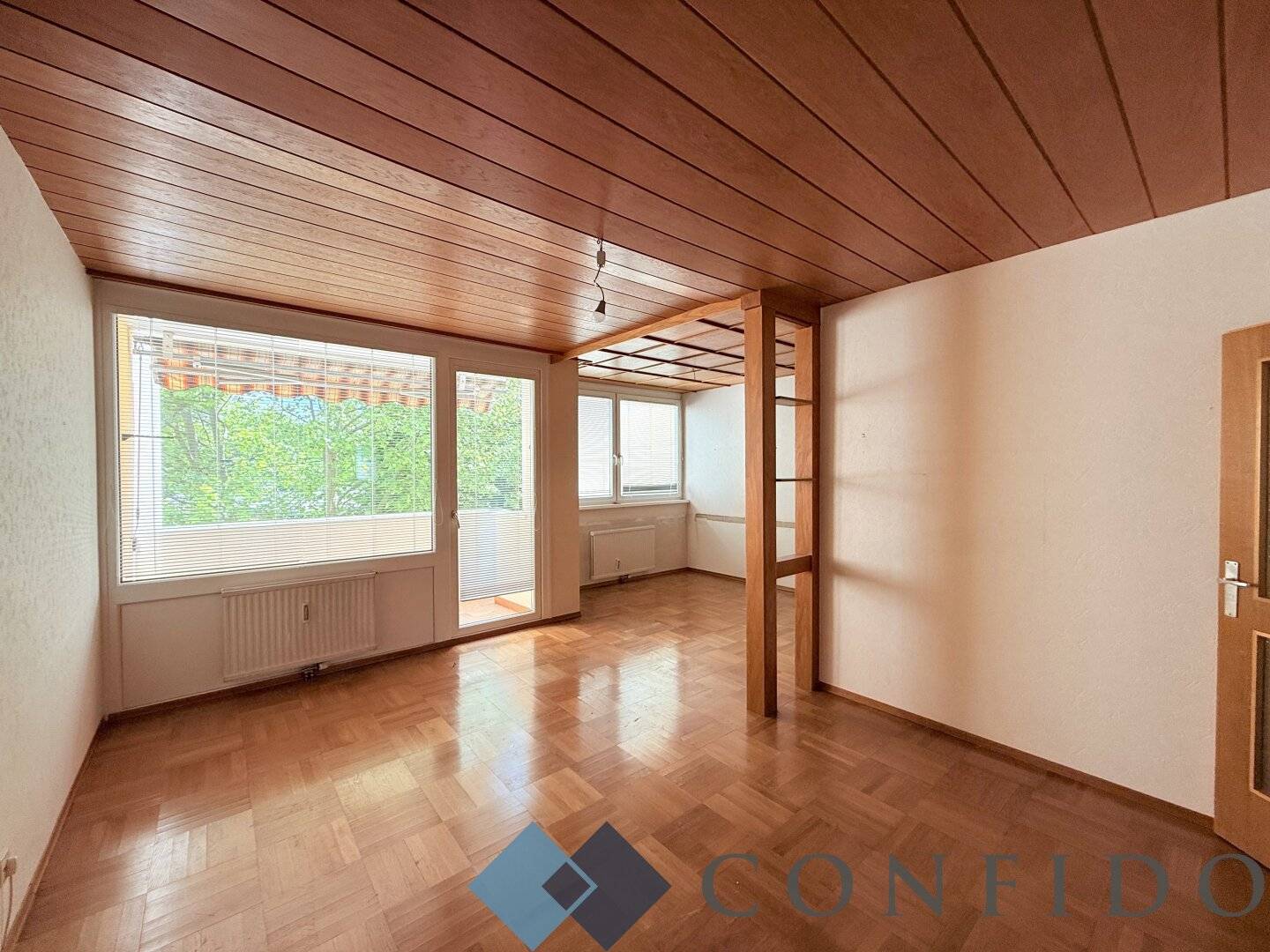 Wohnung in ruhiger Lage mit Loggia und Grünblick