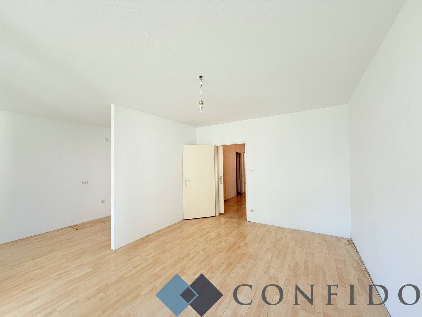 Wohnung Hochparterre ruhige Lage mit Loggia