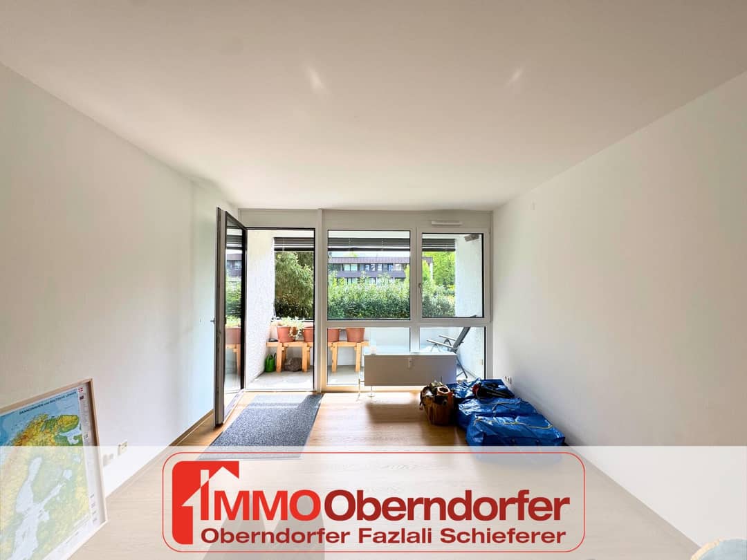 Stylish 2-Room Apartment with Loggia in Aigen