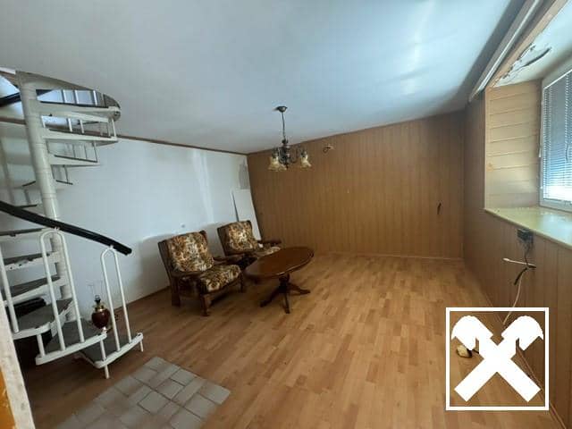 Charming Single-Family Home in Warth
