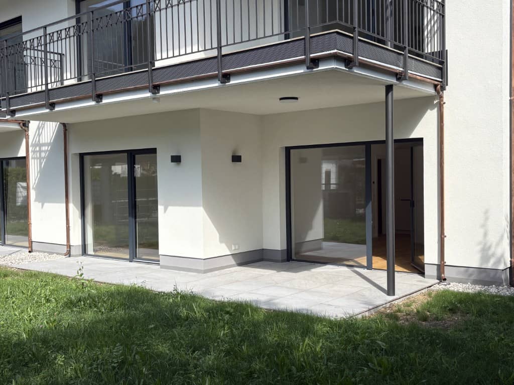 Wohnung Erstbezug mit Eigengarten im Zentrum