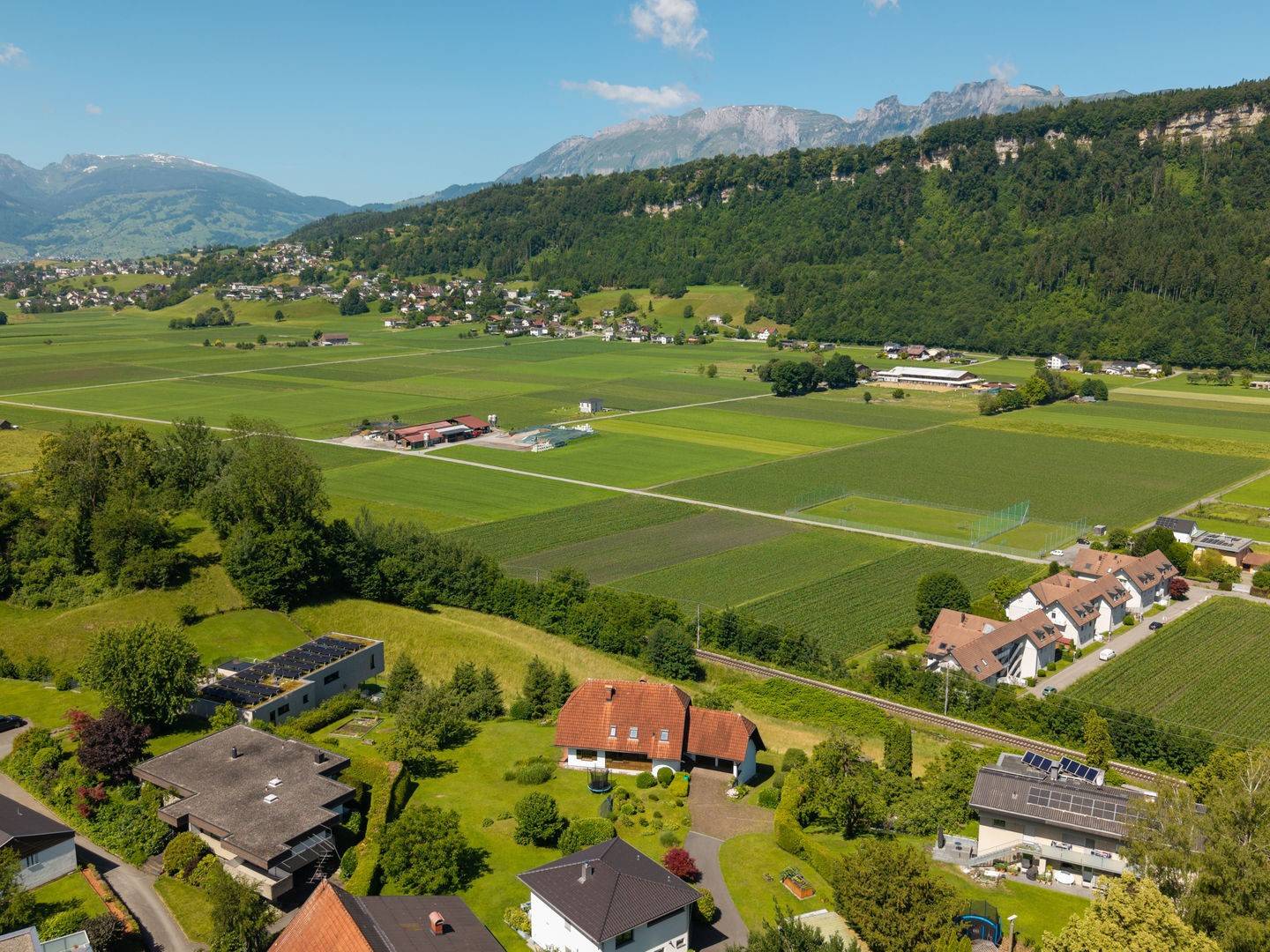 Großzügiges Grundstück mit unverbaubarem Weitblick