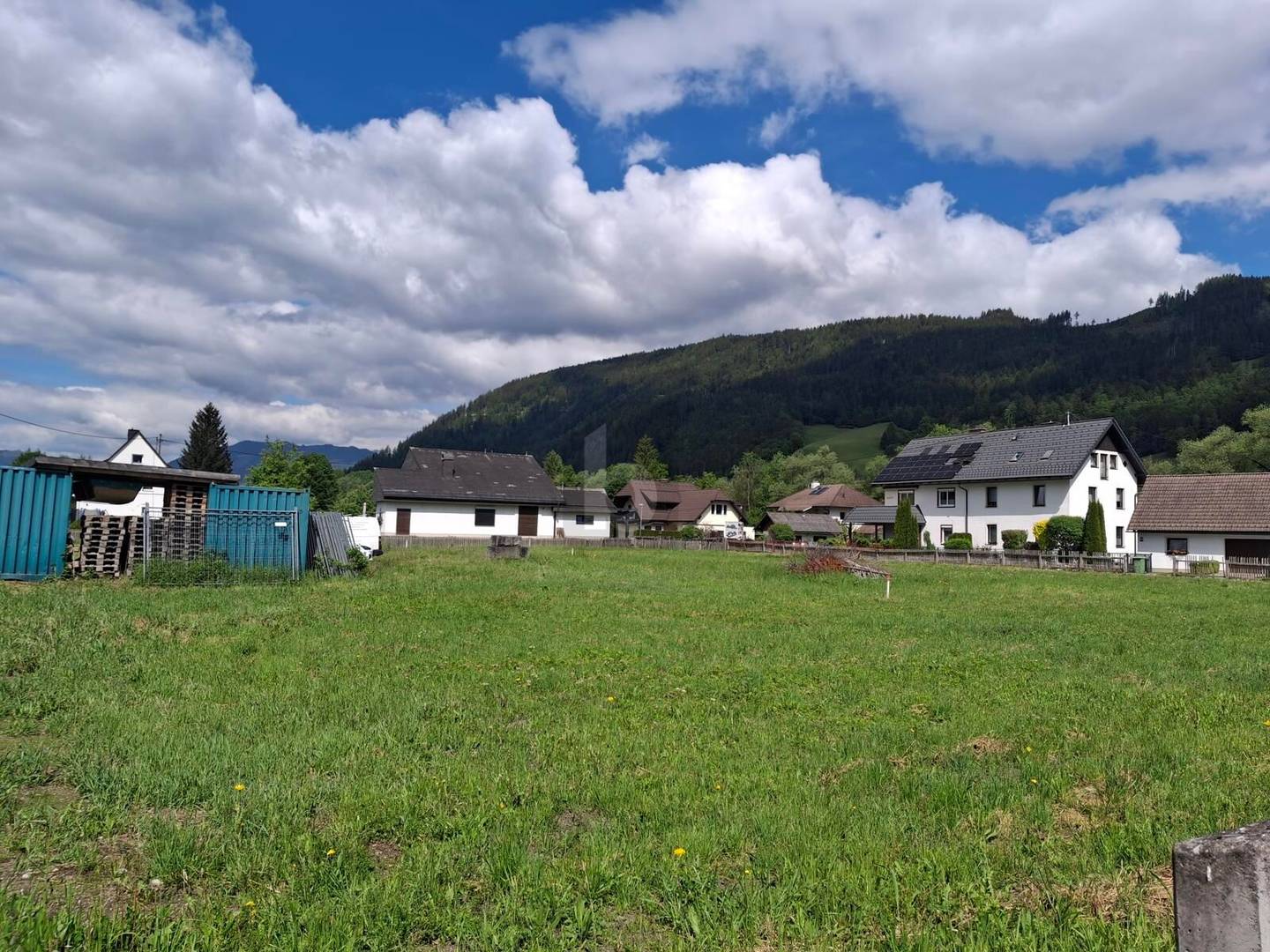 Sonnige voll aufgeschlossene Wohnung mit Glasfaser