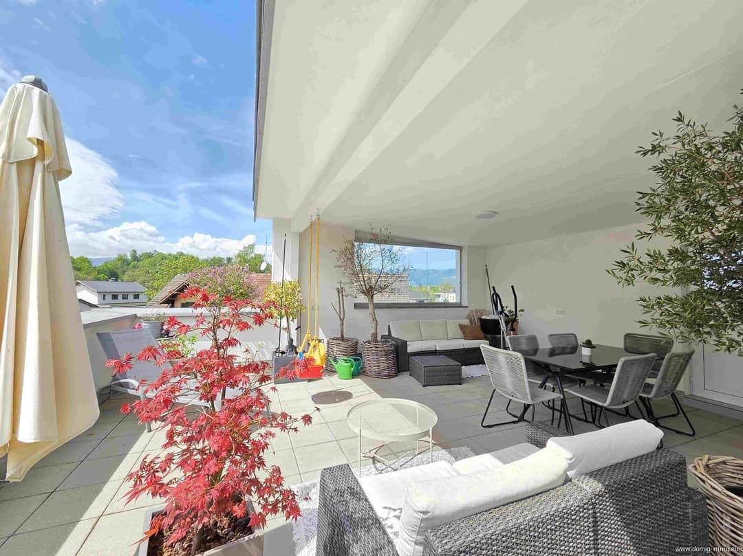 Penthouse mit Bergblick und großer Sonnenterrasse