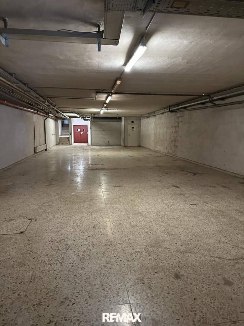 Ground-Level Retail Space in Breitenbrunn