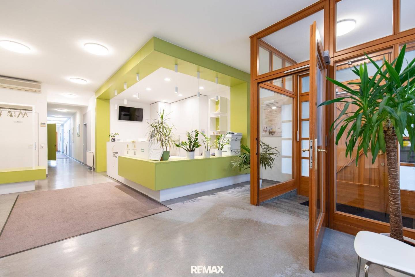 Attractive Practice and Office Space in the Center