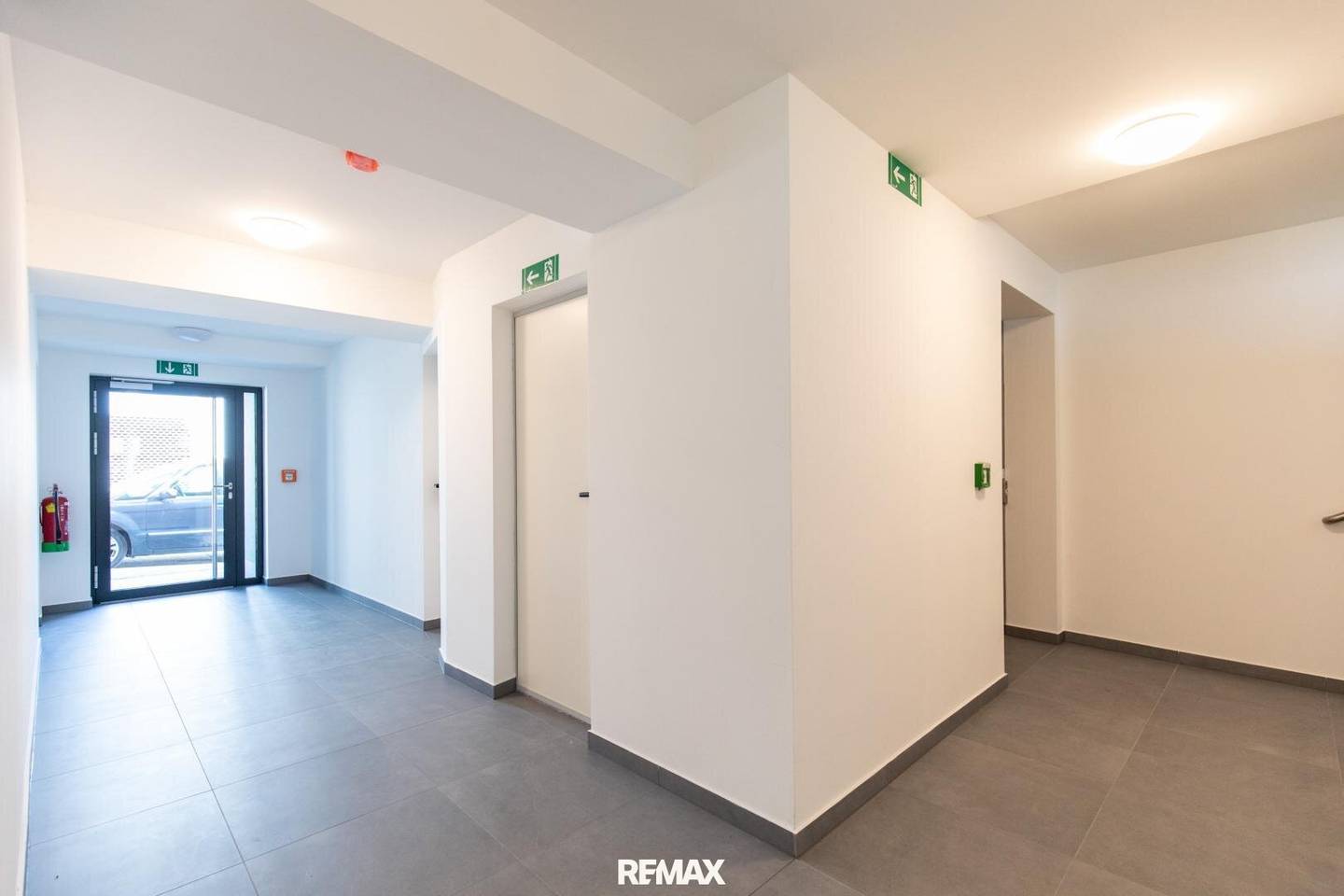 Erstbezug barrierefreie Wohnung mit Loggia