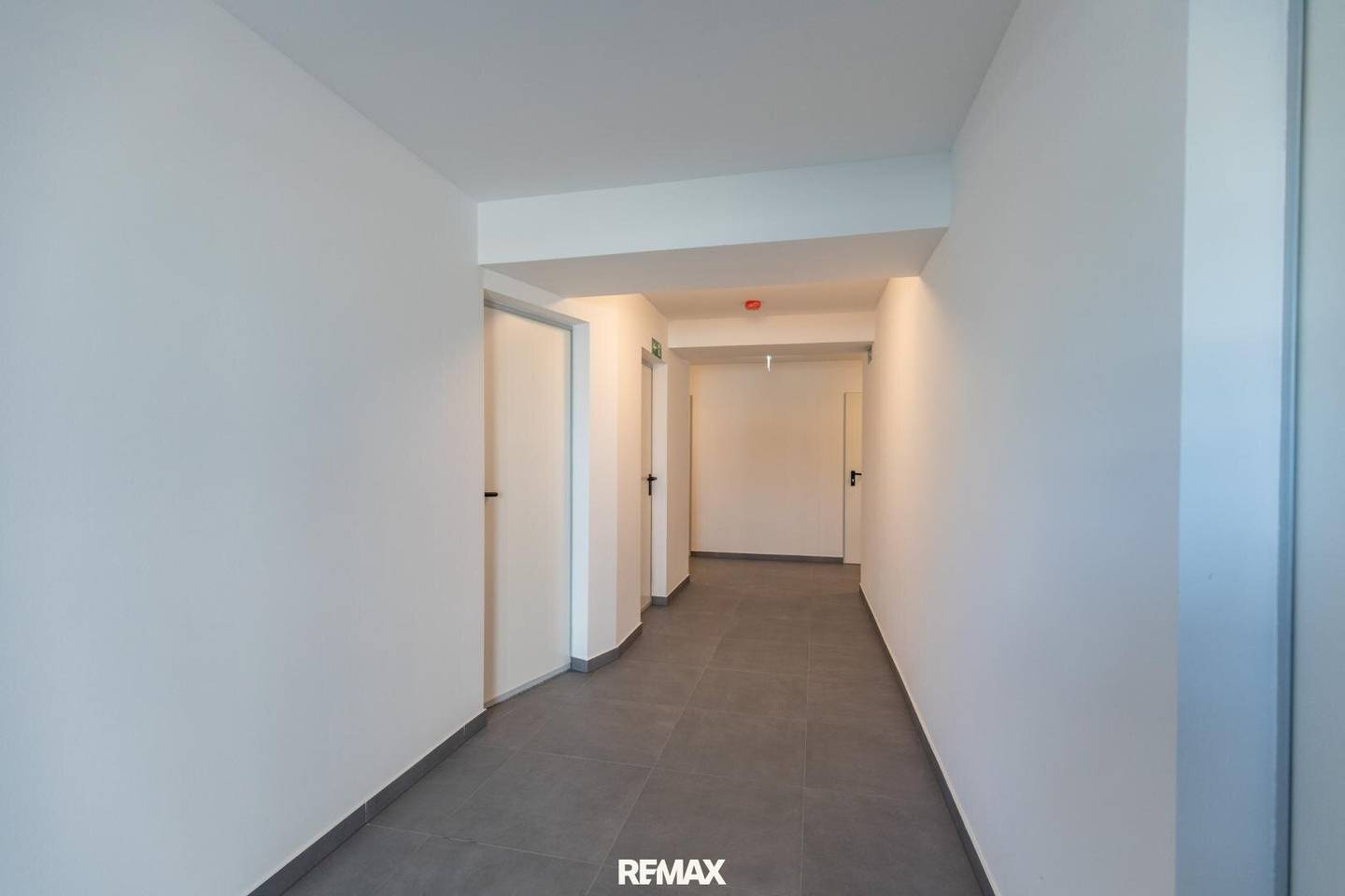 Erstbezug barrierefreie Wohnung mit Loggia