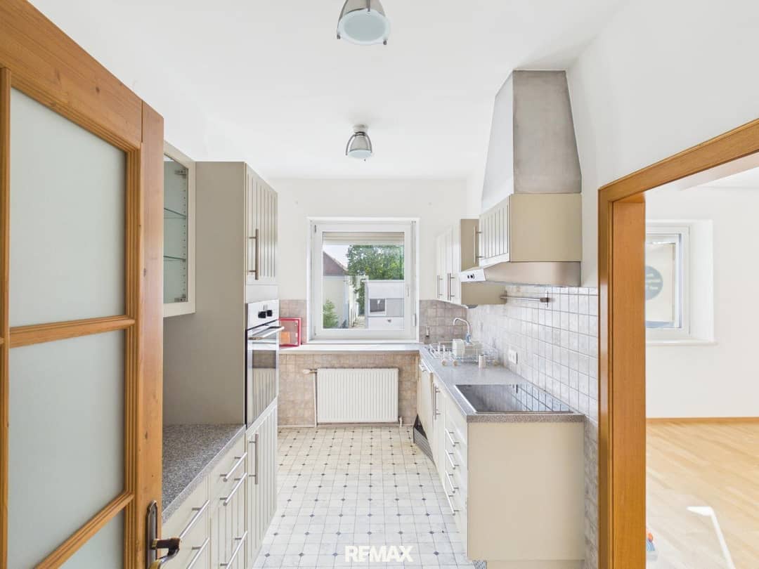 Spacious apartment center Frauenkirchen balcony
