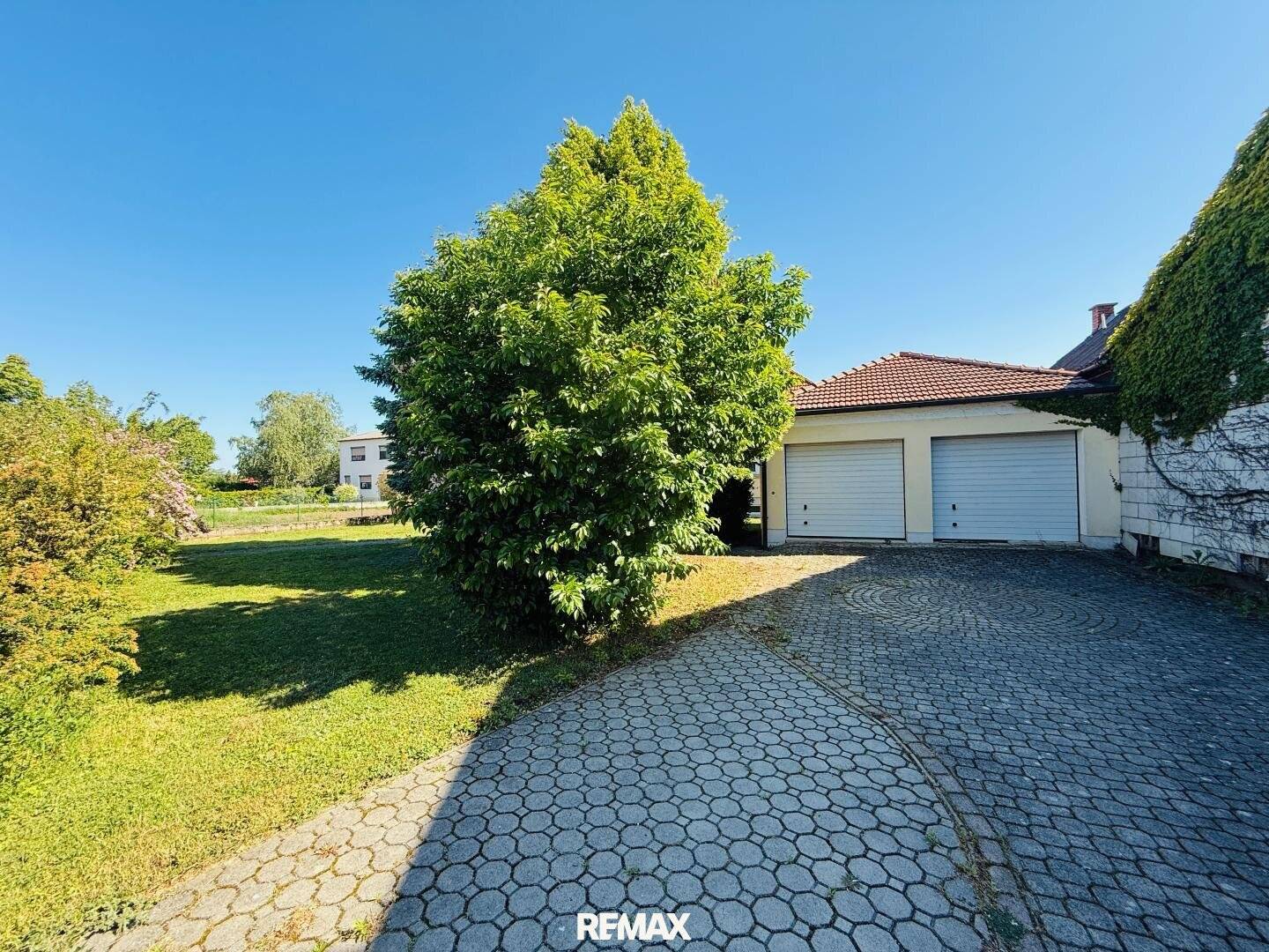 7,337 m² Multi-Family House in Zurndorf