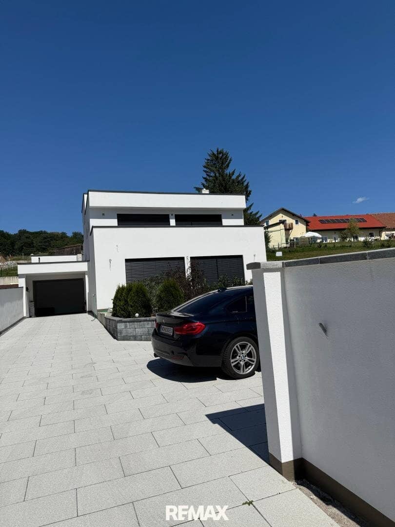 Stilvolle Neubau-Villa in Pressbaum
