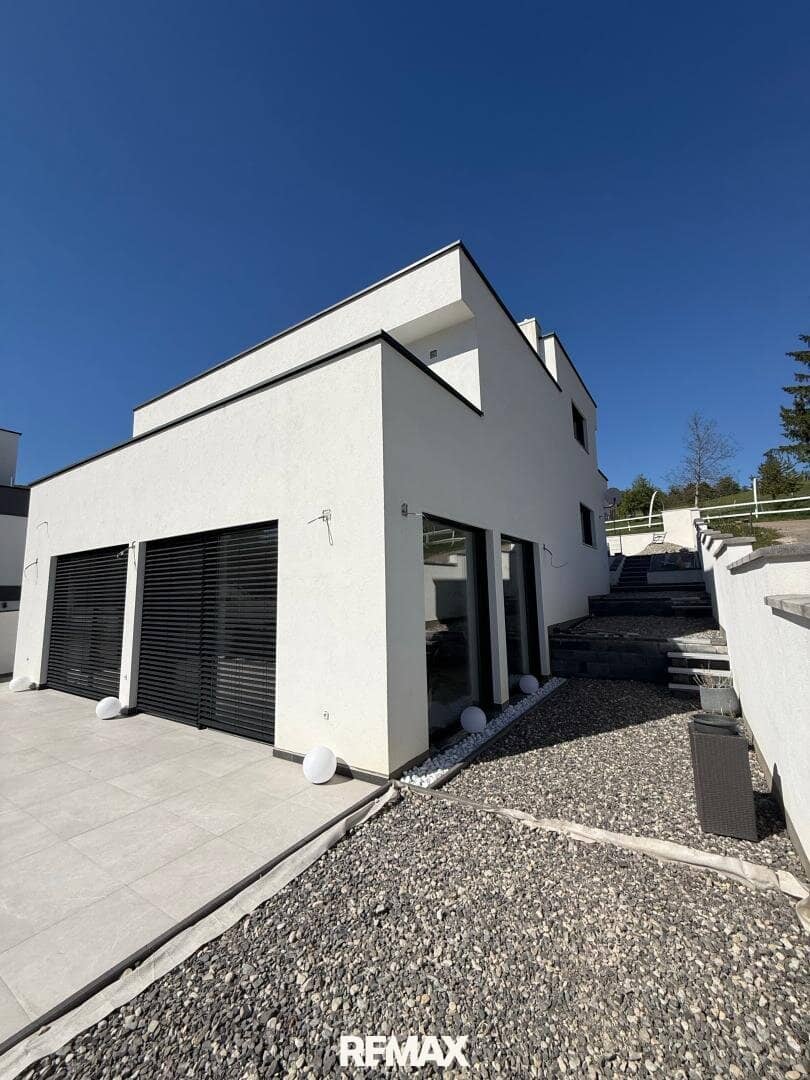 Stilvolle Neubau-Villa in Pressbaum