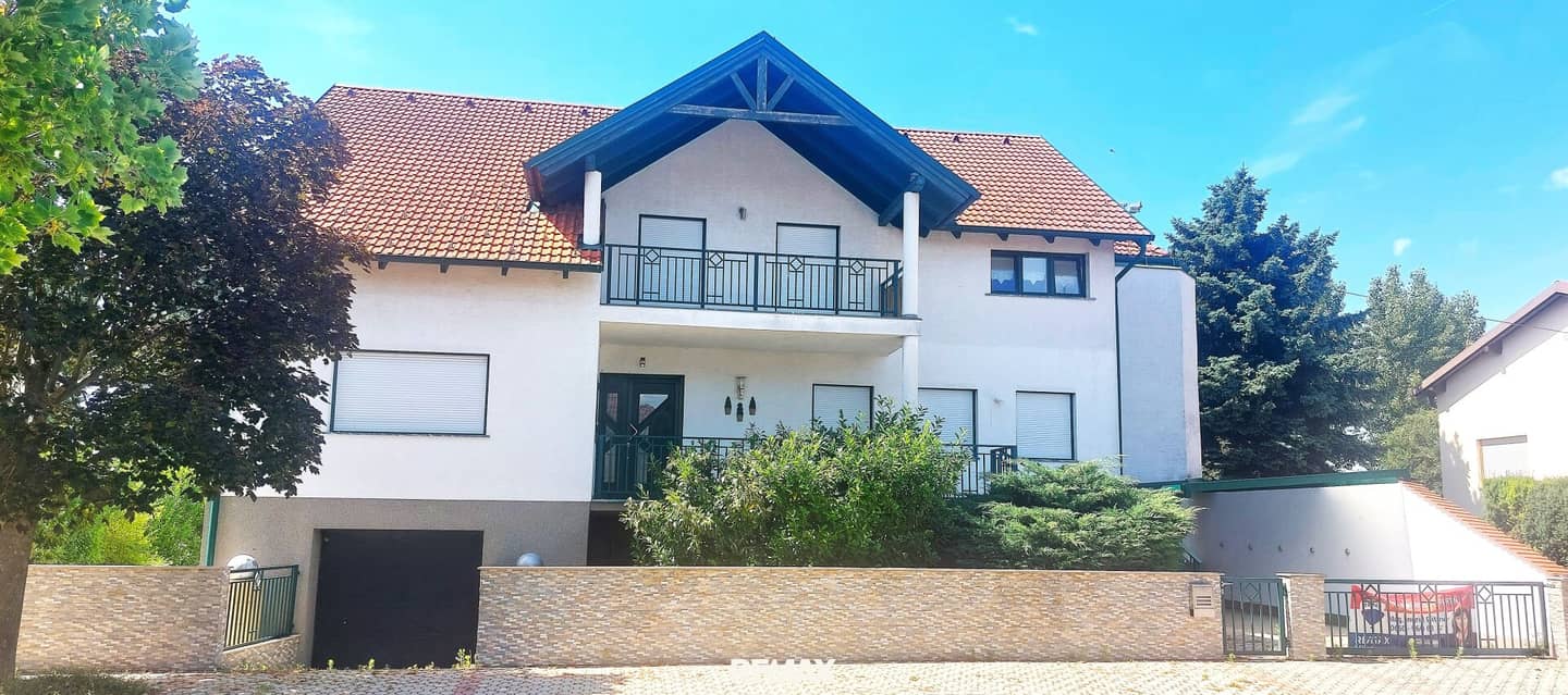 Geräumige Villa mit 3 Wohneinheiten in Tadten