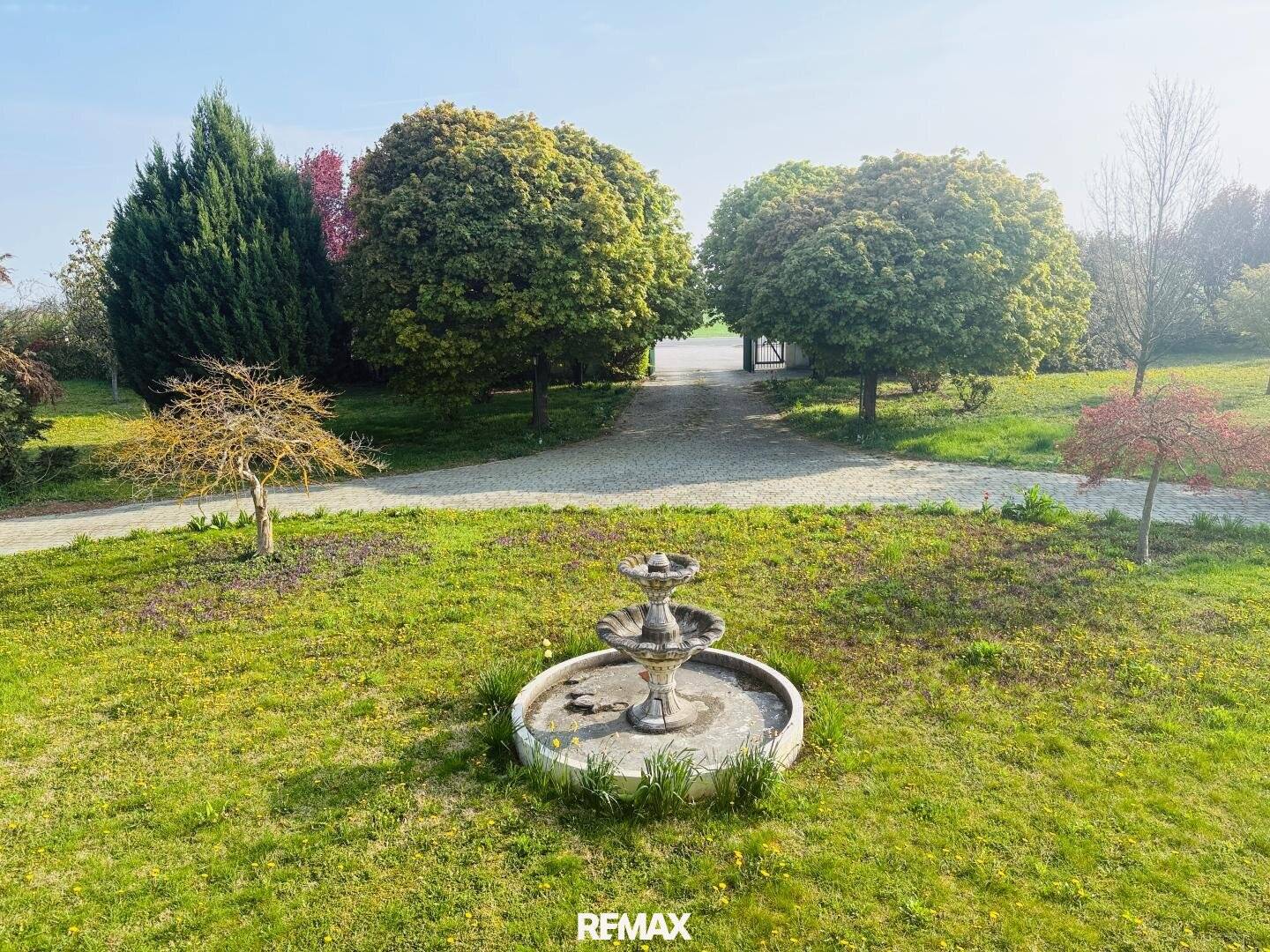 Villa with Park Garden and Outbuildings
