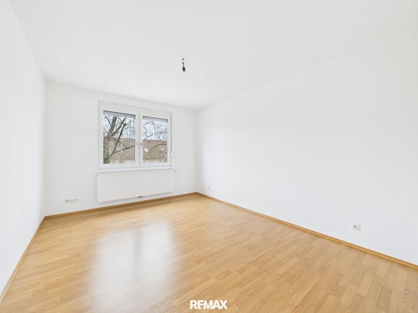 Modern apartment with garden view and built in kitchen