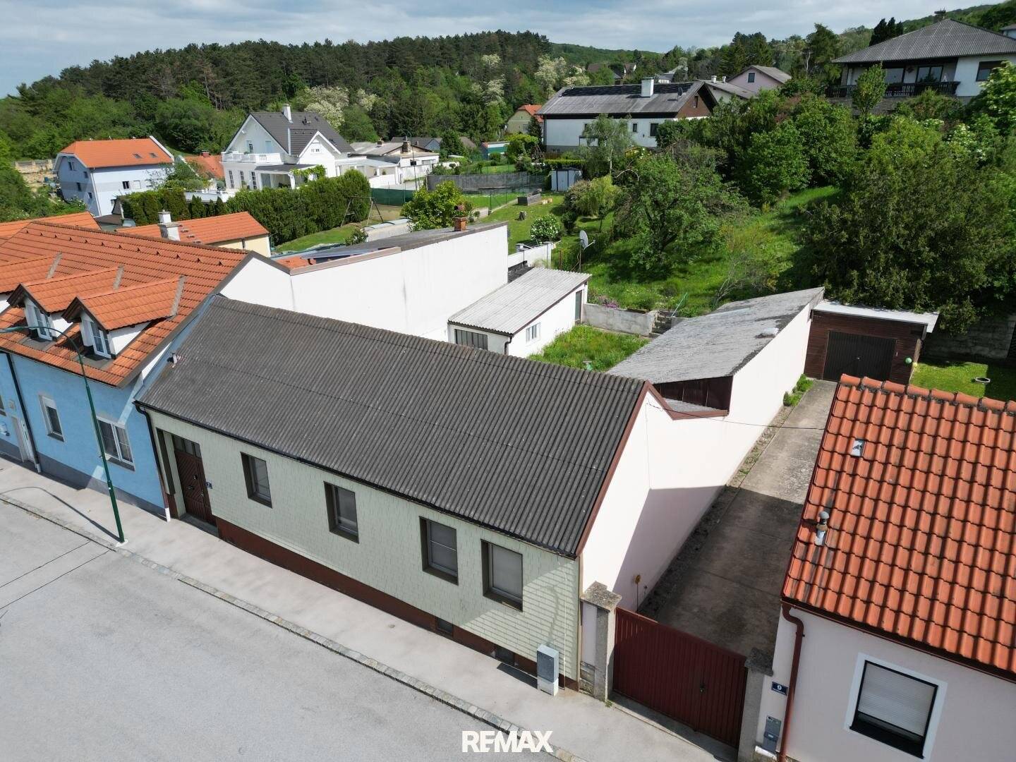 Sanierungsprojekt mit Blick Sommerein