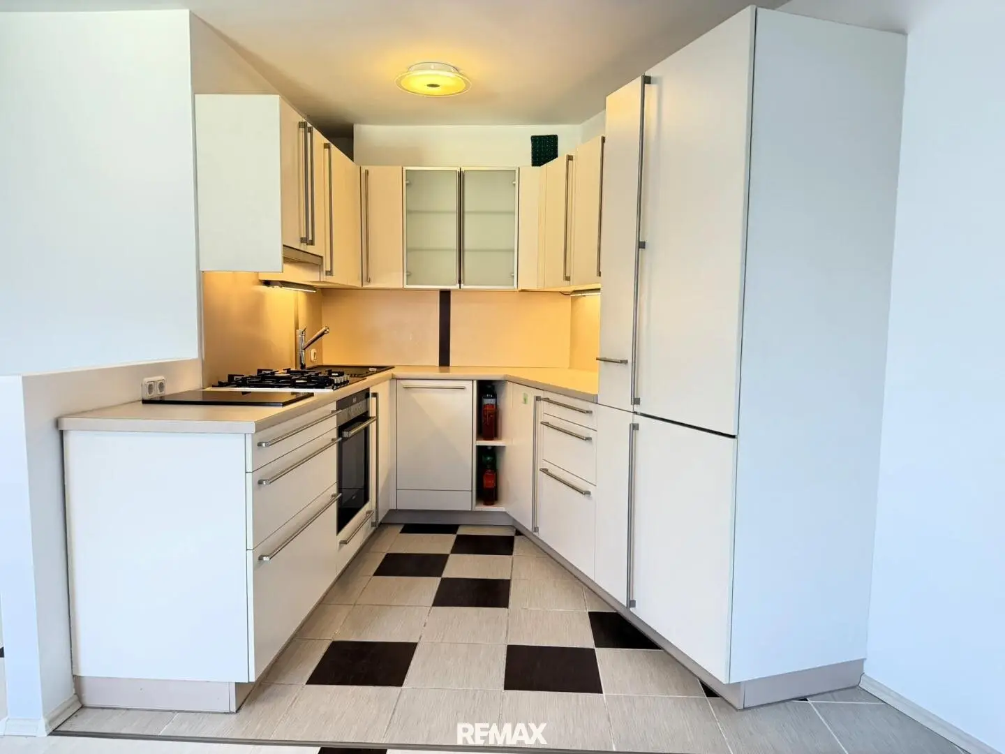 Top floor apartment near Schlosspark Laxenburg
