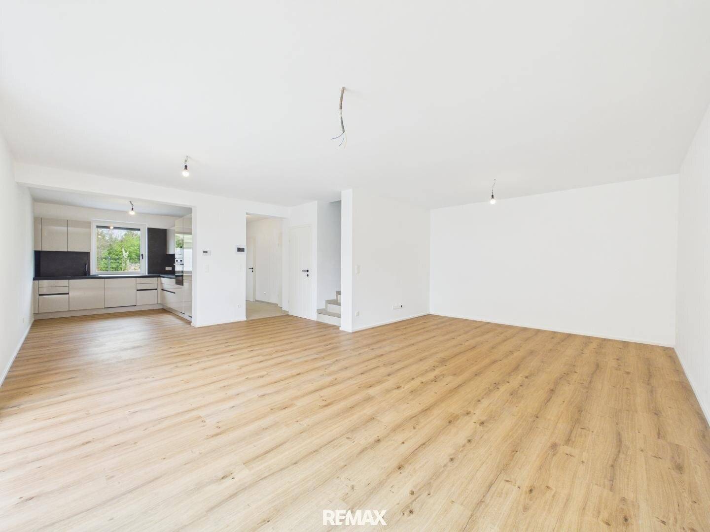 Modern Townhouse with Garden in Parndorf