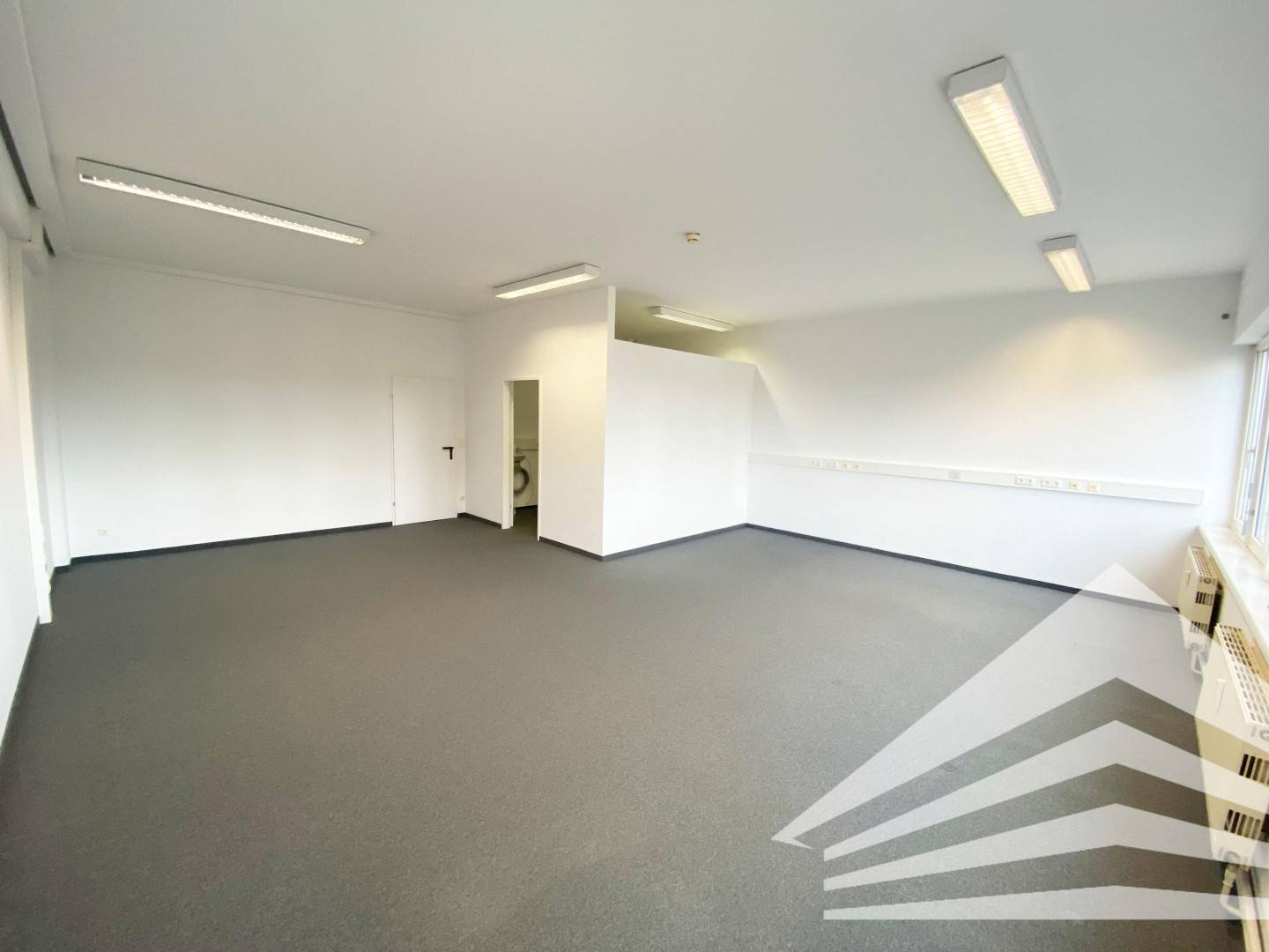 Sofort Loslegen! Start-up Büro im PAUL HAHN CENTER!