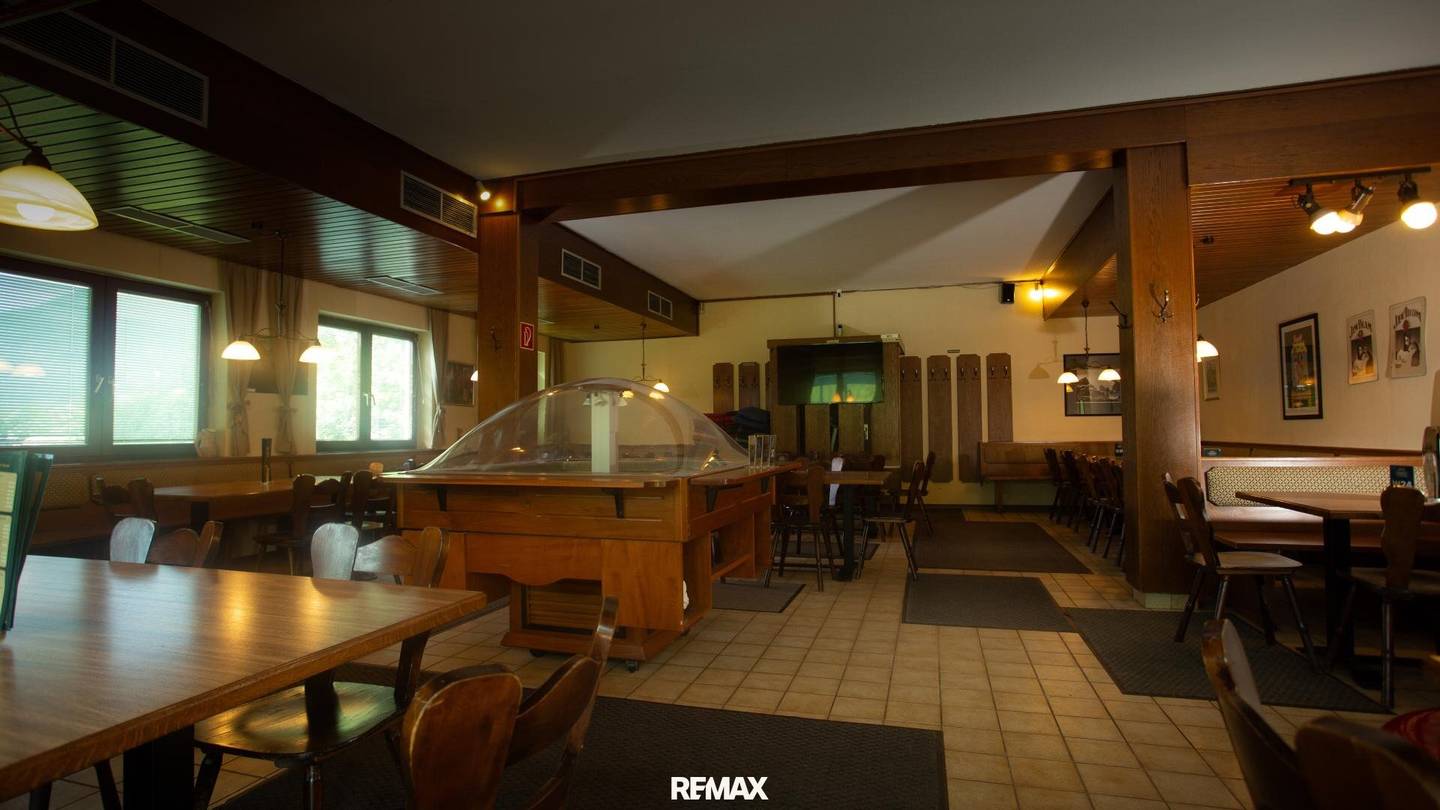 Gasthaus mit 4 Wohnungen an der Skipiste