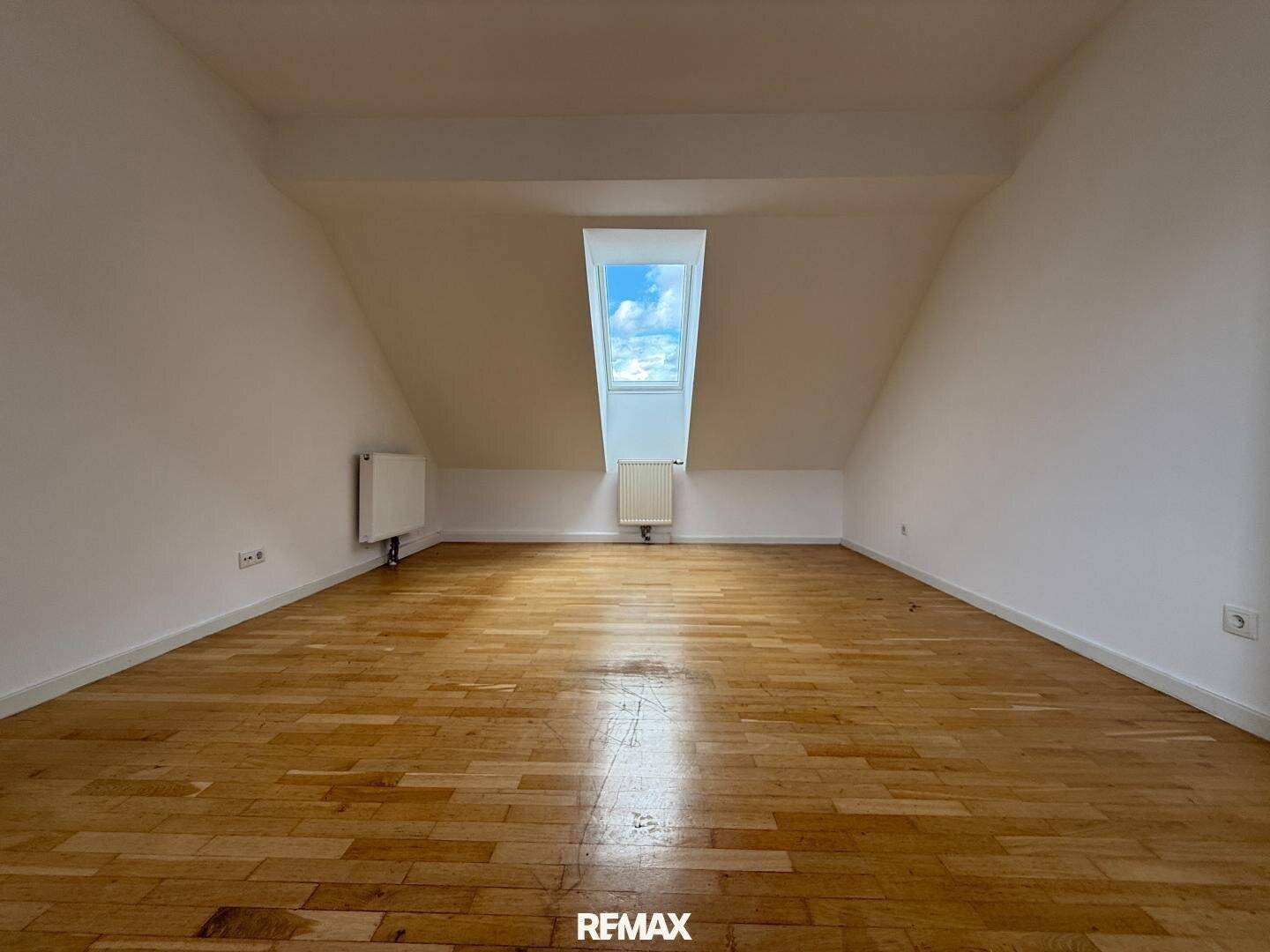Maisonette apartment with sunny roof terrace