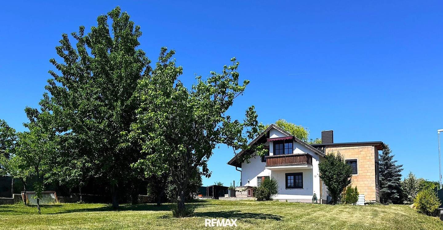 Einfamilienhaus mit Garten in Steinbrunn