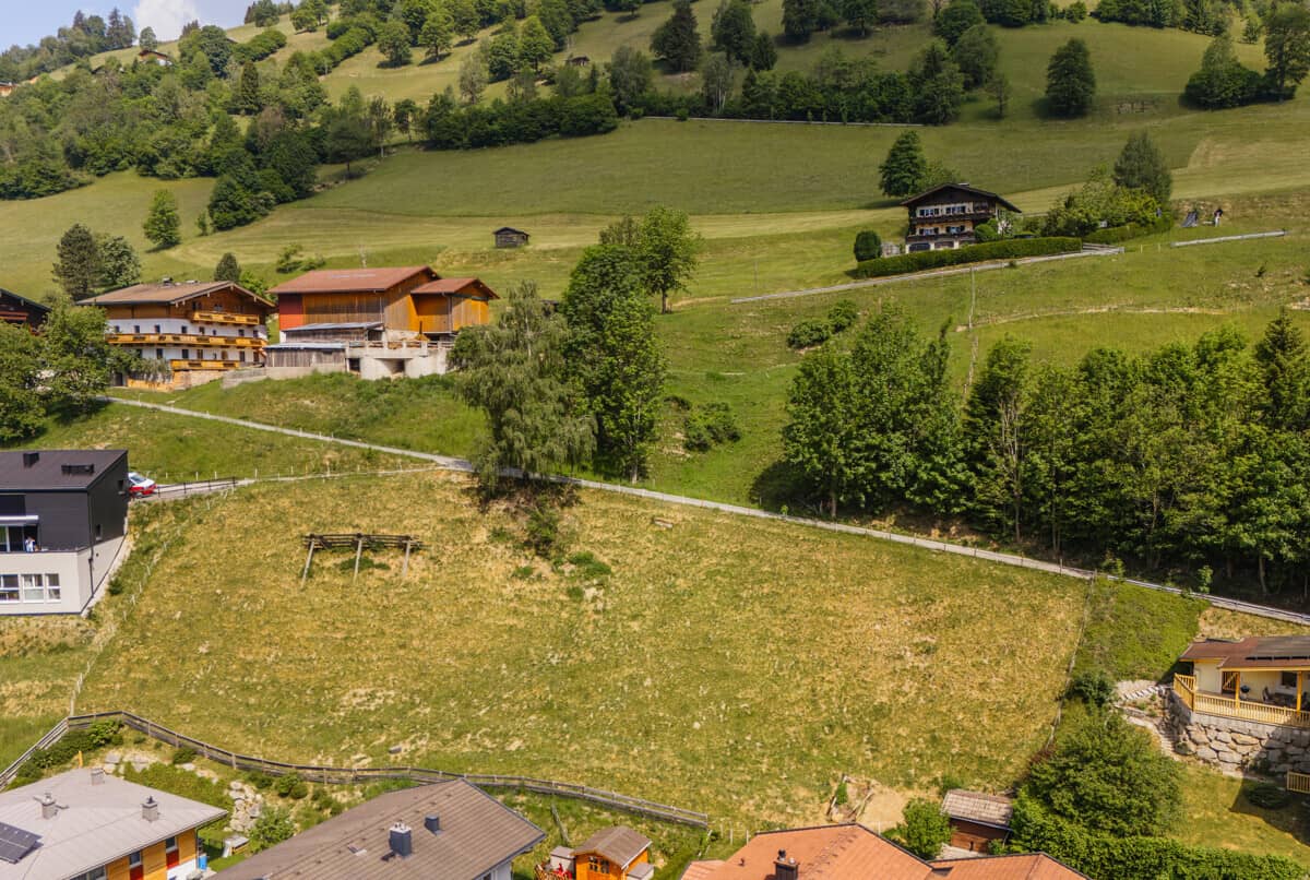 Sonniges Baugrundstück in Thumersbach
