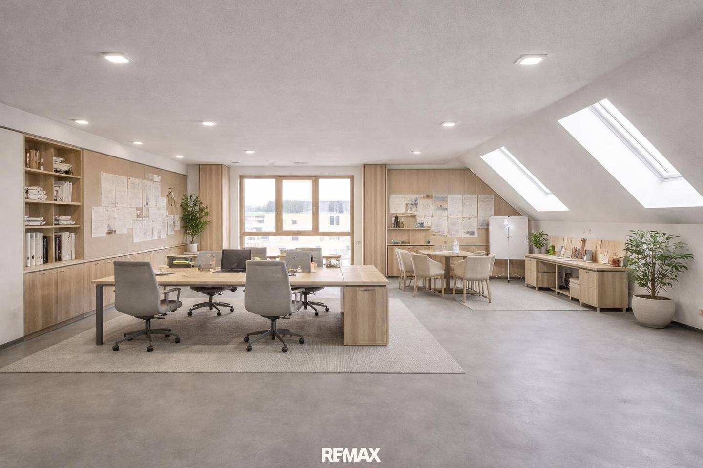 Helles 75 m² Büro in Leopoldsdorf
