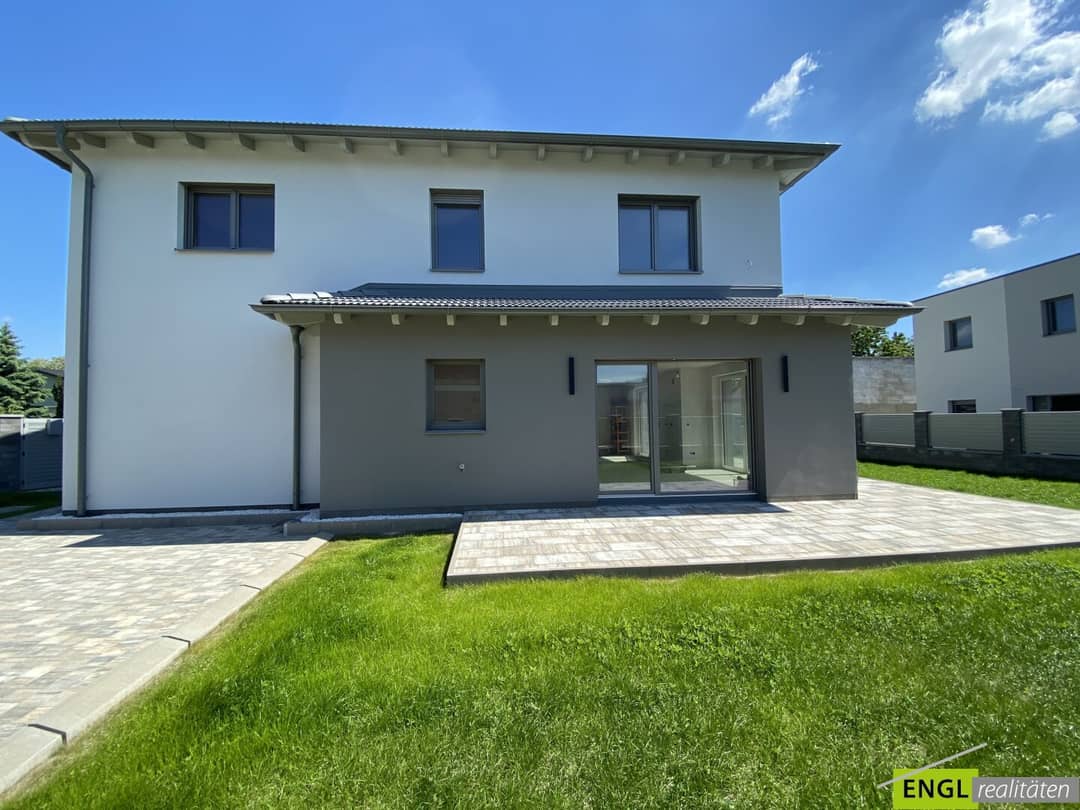 Exklusiver Neubau Erstbezug 168 m²