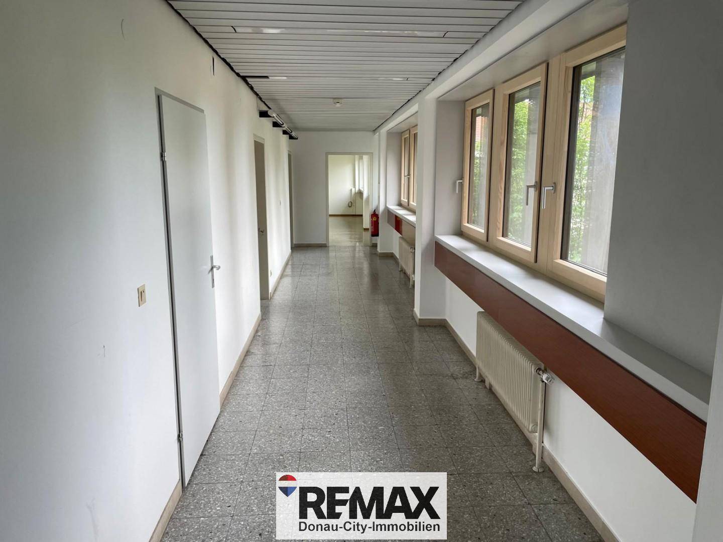 Office 175 m² with Danube View in Tulln