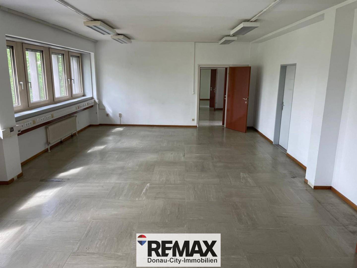 Office 175 m² with Danube View in Tulln