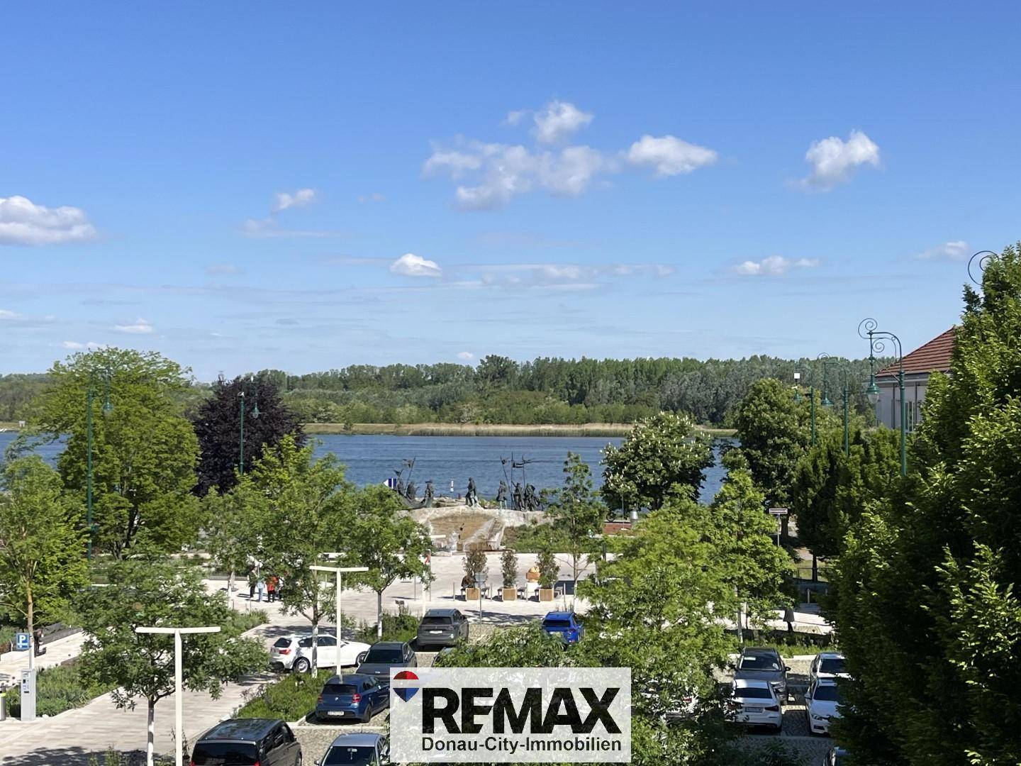 Office 175 m² with Danube View in Tulln