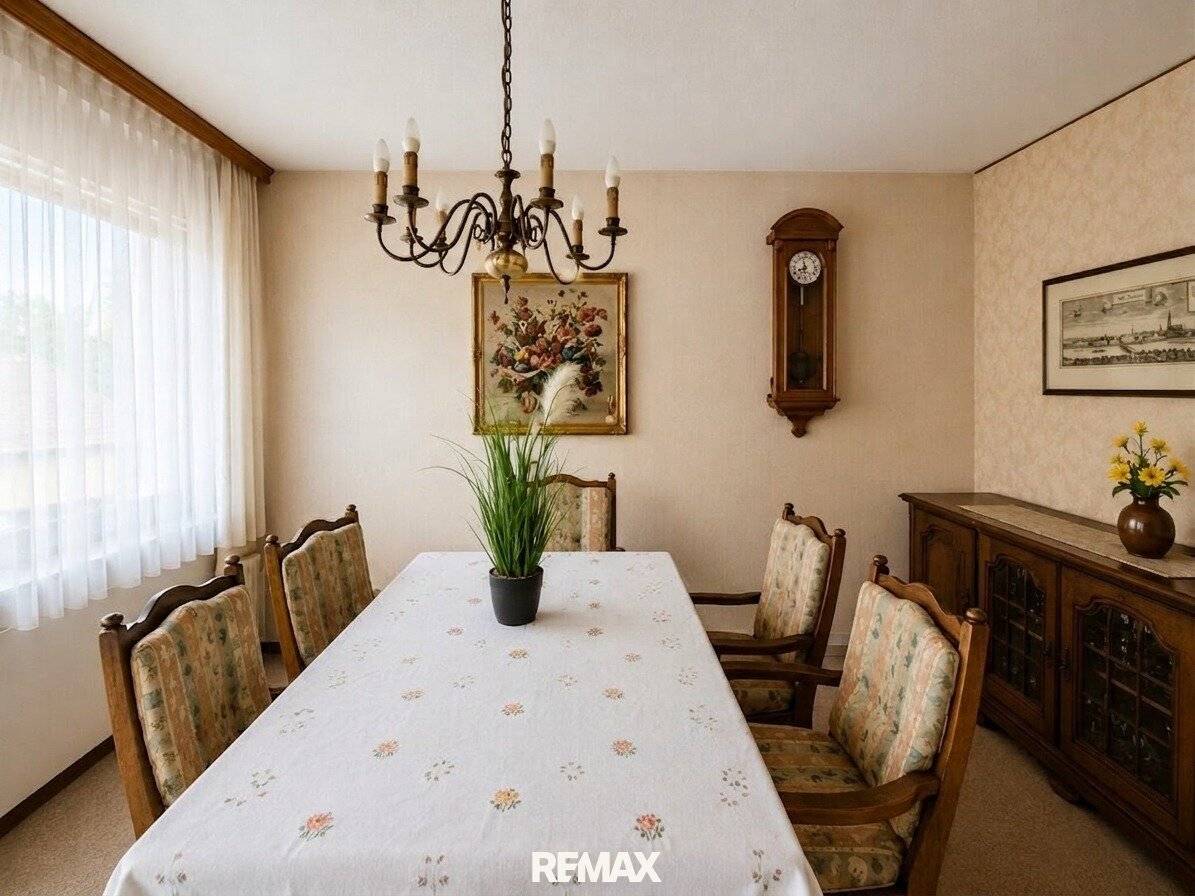Penthouse mit südlich ausgerichtetem Balkon und Lift
