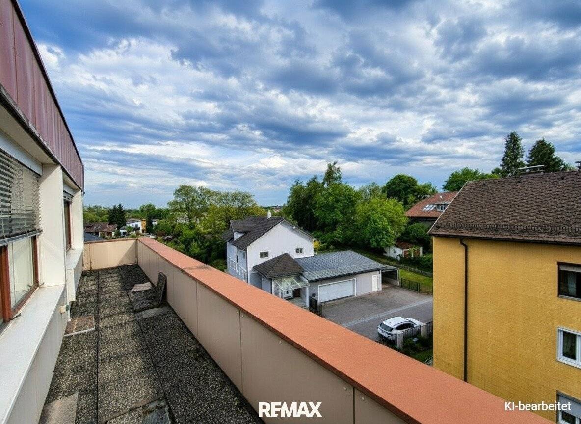 Penthouse mit südlich ausgerichtetem Balkon und Lift