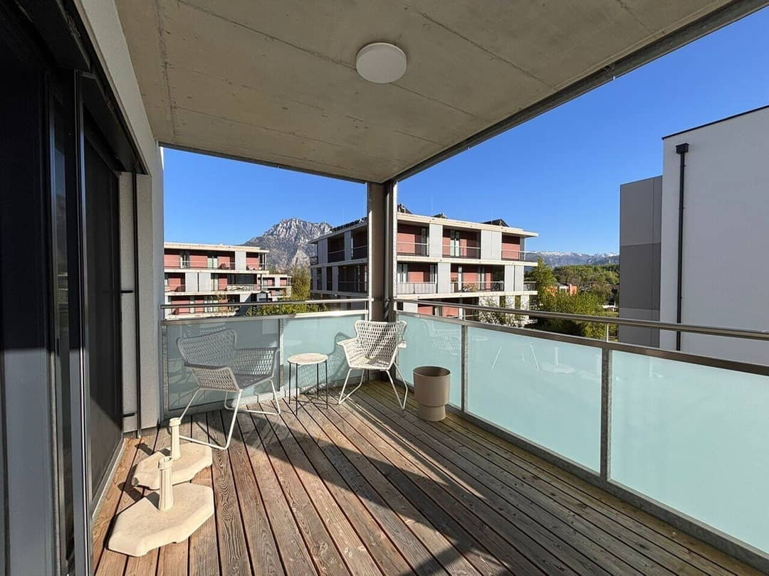 Like new apartment with balcony Traunstein view