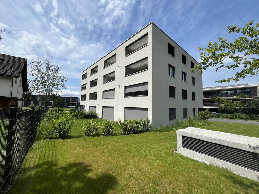 Newly built apartment with loggia in quiet location