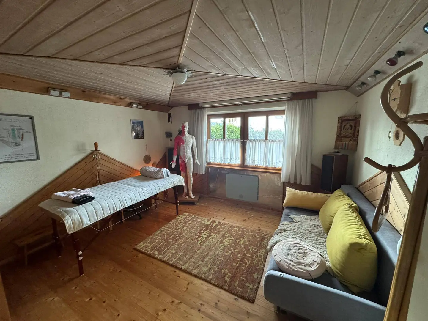 Investor apartment in sunny quiet location with garden