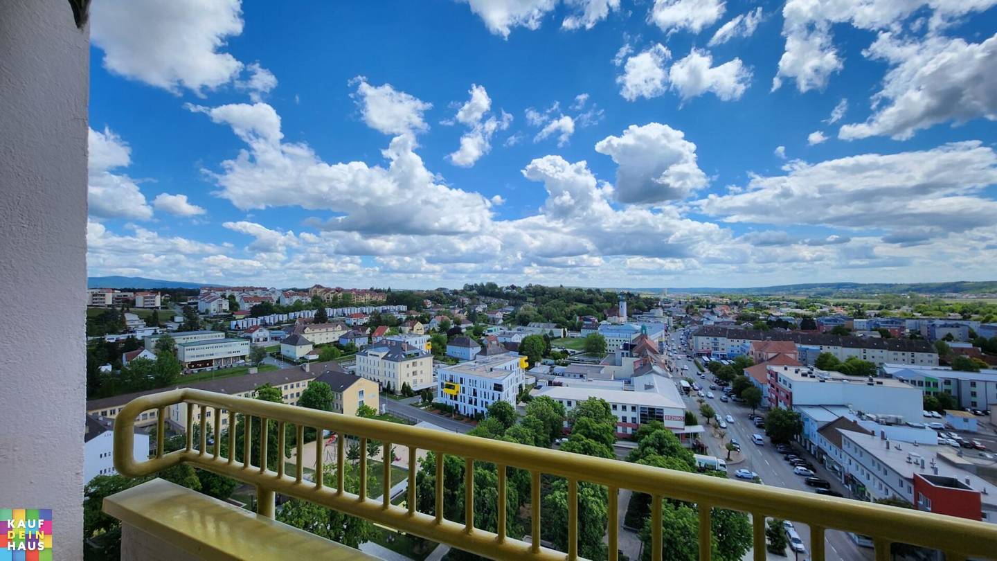 Wohnung Panoramablick vom 14 Stock Ostbalkon
